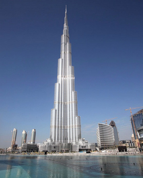 Башня Бурдж Халифа в Дубае